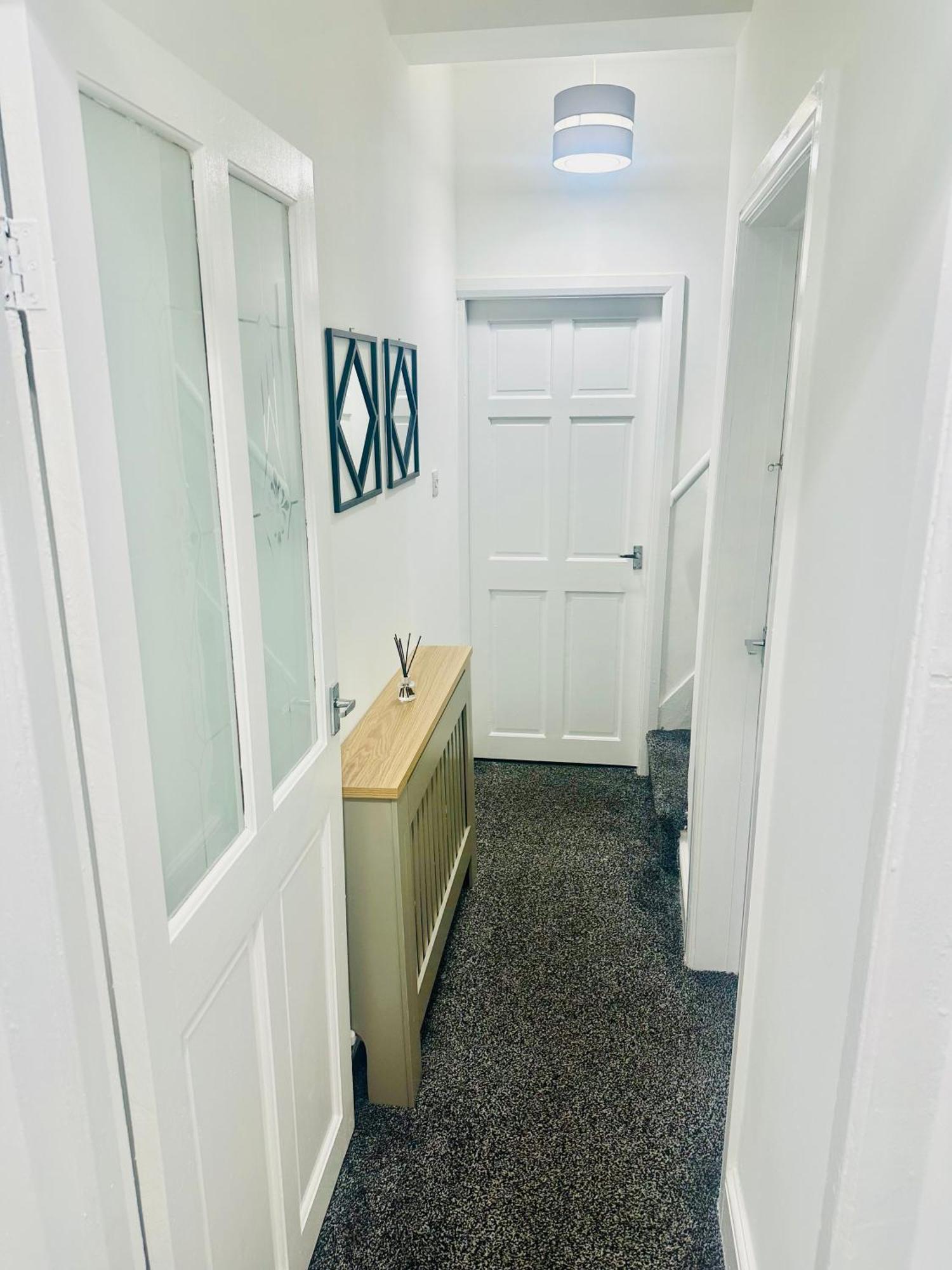 Gifford St Retreat 3Br Entire Home Мидълзбро Екстериор снимка